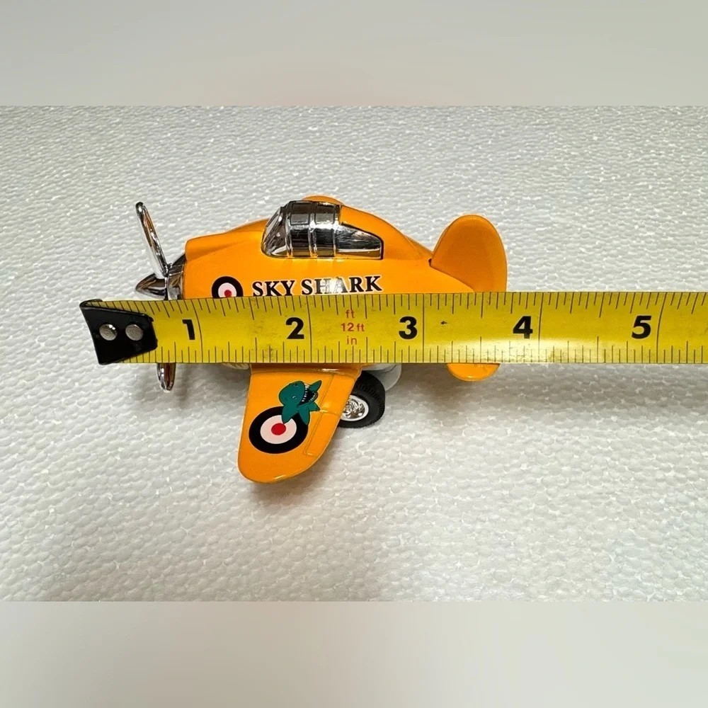 Vintage Style Toy Airplane Set - Orange and Yellow